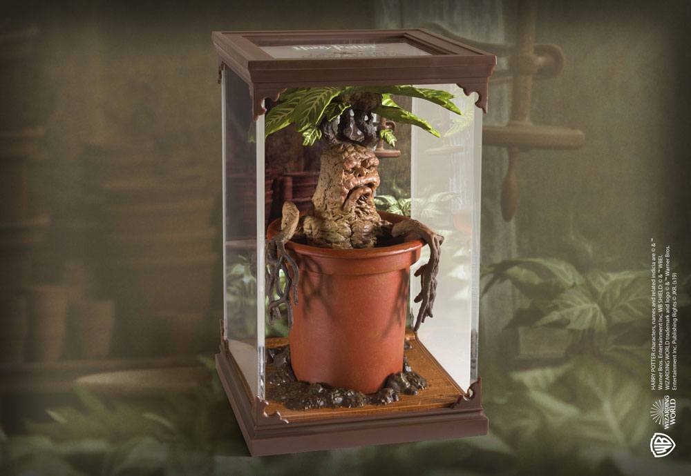 Harry Potter Estatua Magical Creatures Mandrake 13 cm