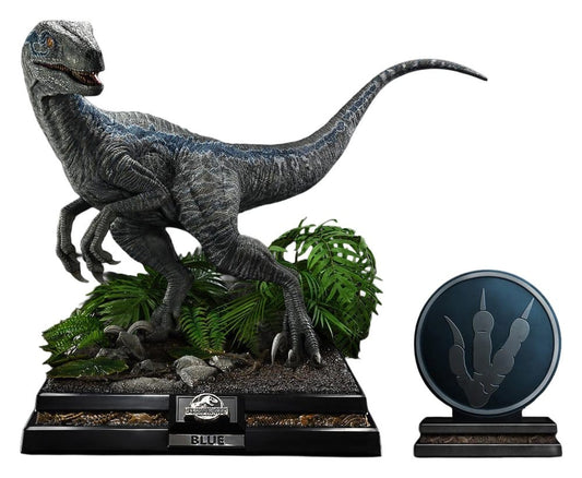 Jurassic World: Fallen Kingdom (Film) Estatua Legacy Museum Collection 1/2 Blue Bonus Version 88 cm