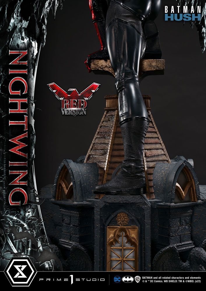 Batman Hush Estatua Nightwing Red Version 87 cm - Z POP Toys