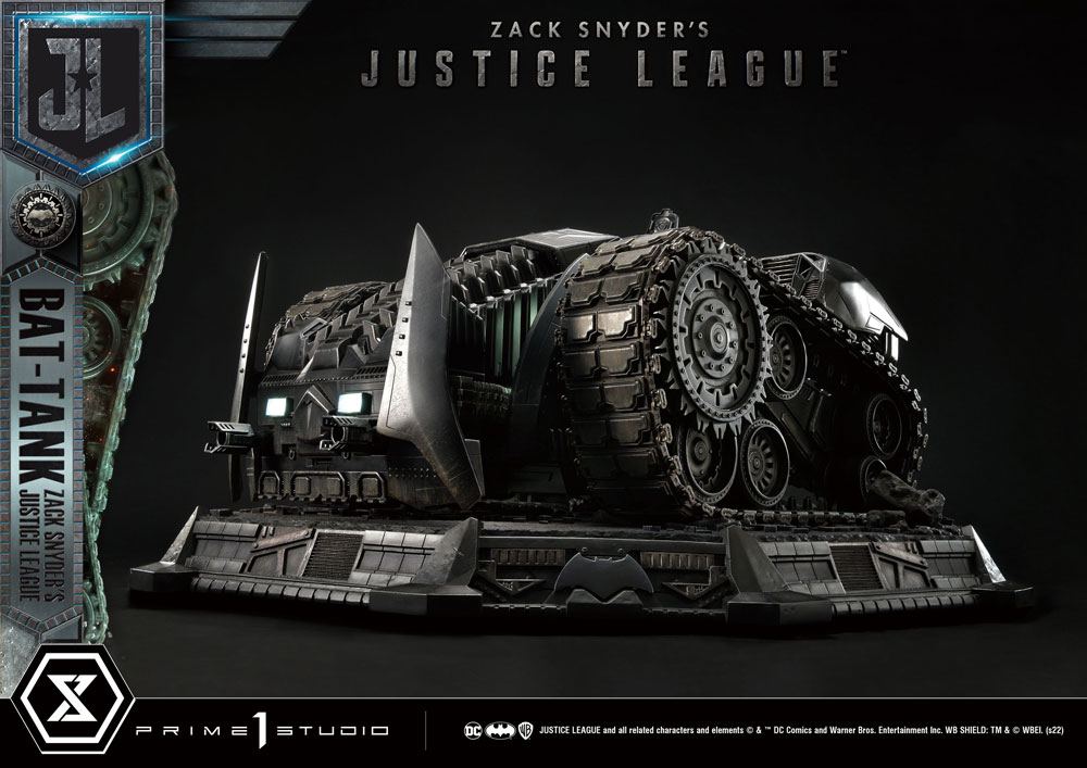 Zack Snyder's Justice League Diorama Museum Masterline Bat-Tank 36 cm - Z POP Toys