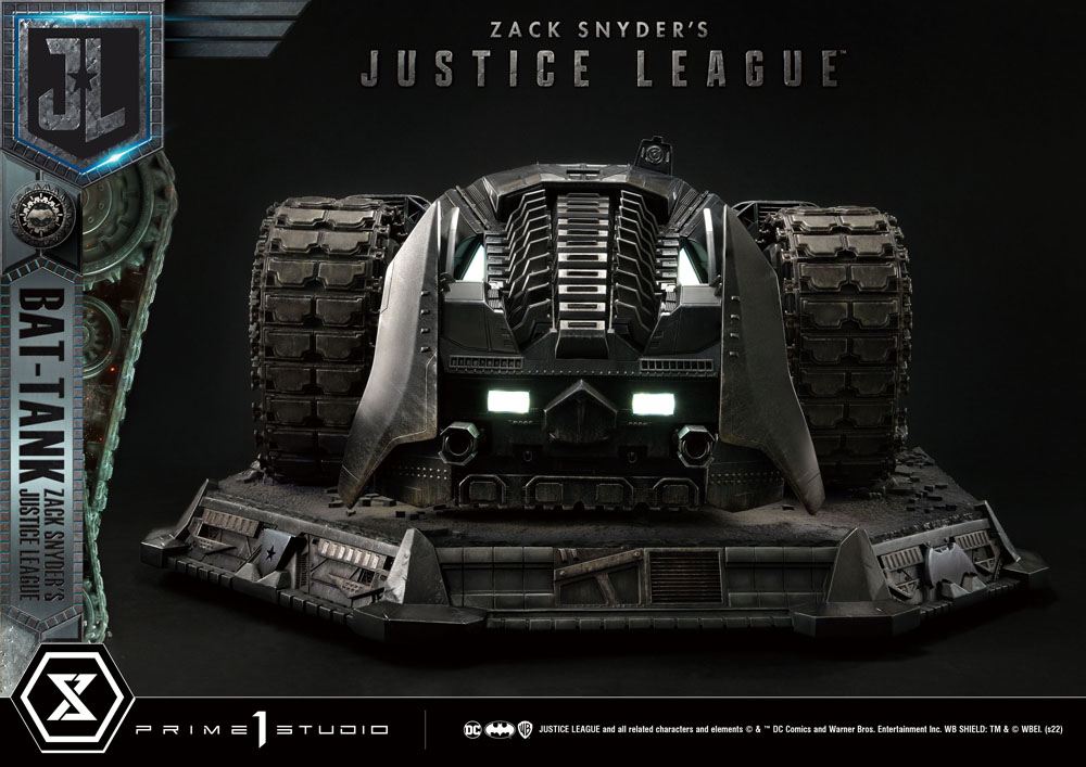 Zack Snyder's Justice League Diorama Museum Masterline Bat-Tank 36 cm - Z POP Toys
