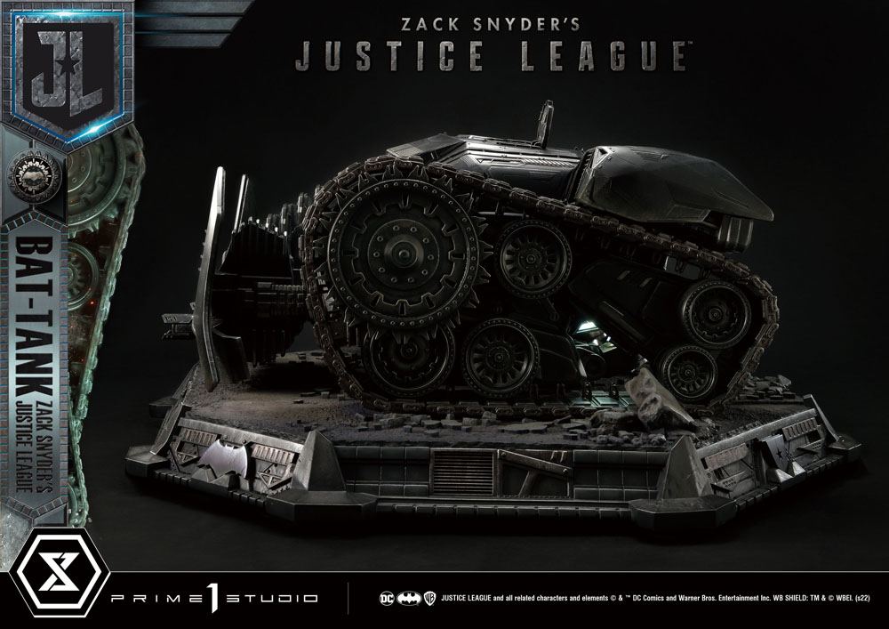 Zack Snyder's Justice League Diorama Museum Masterline Bat-Tank 36 cm - Z POP Toys