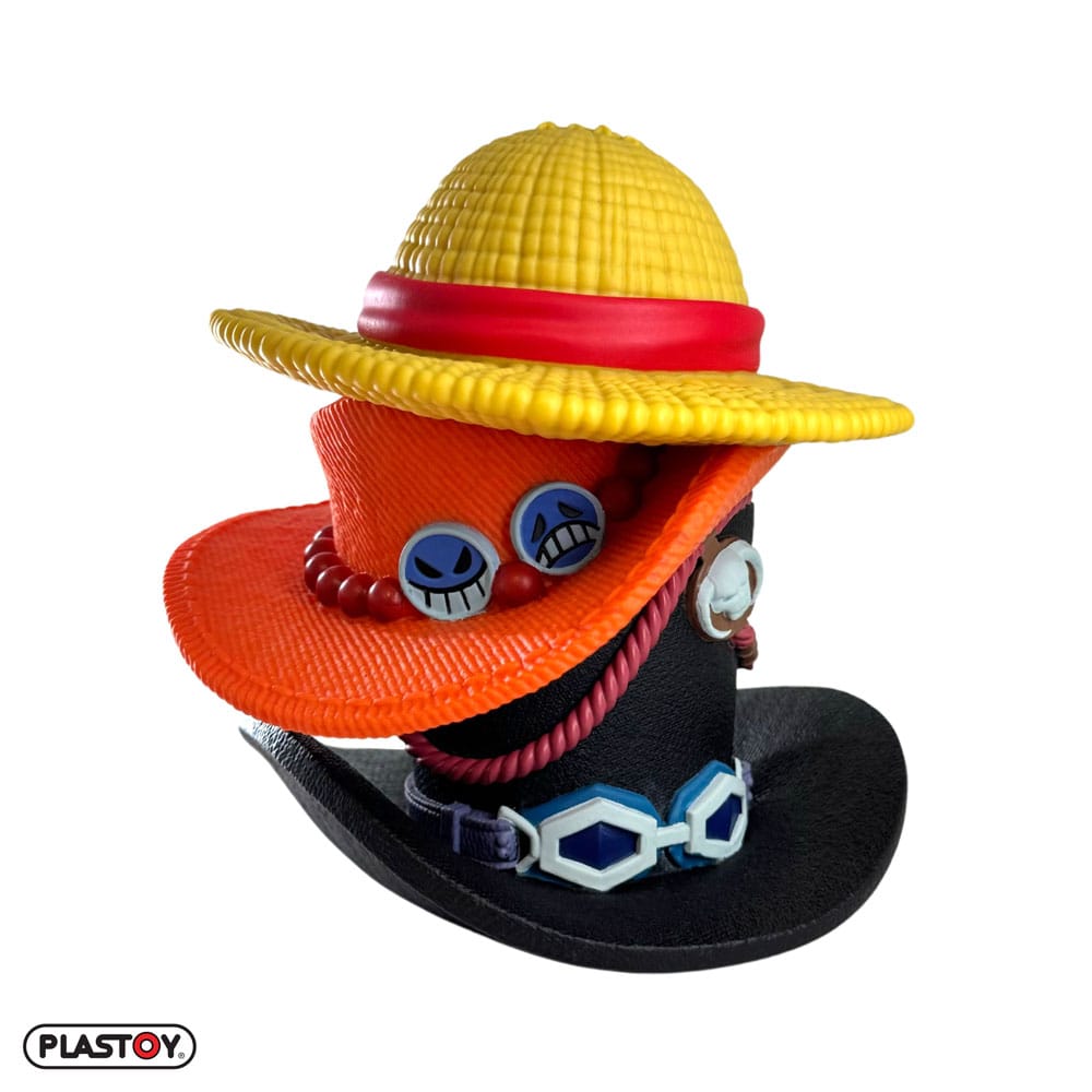 One Piece Hucha Stack of Hats