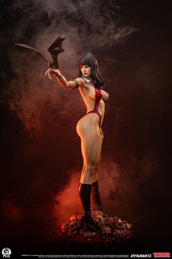Vampirella Estatua 1/2 Vampirella 112 cm - Z POP Toys