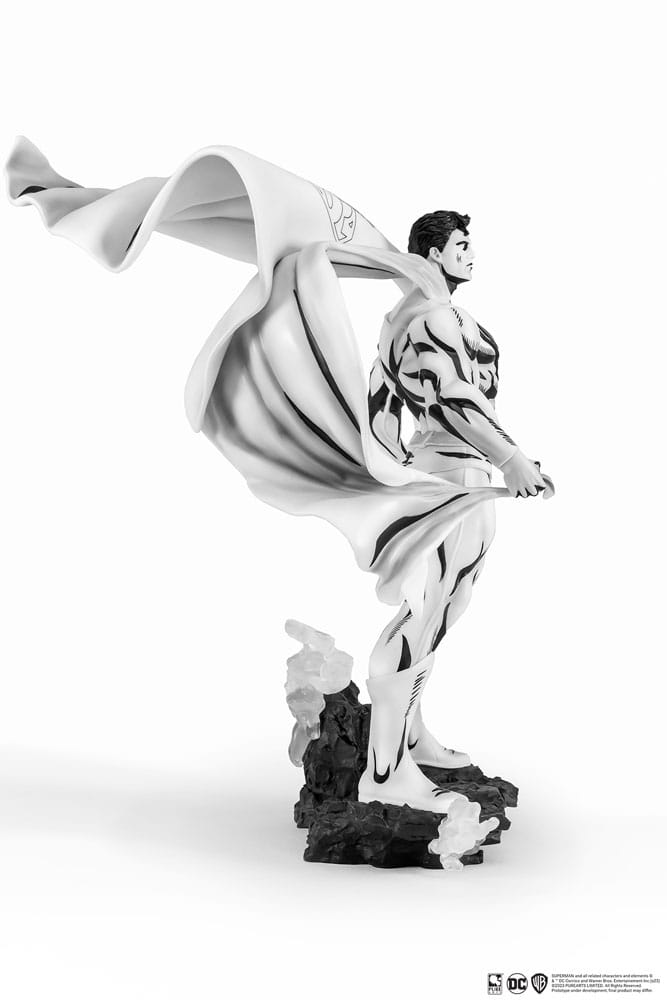 El hombre de acero PX Estatua PVC 1/8 SDCC 2024 Superman Black & White Version 36 cm