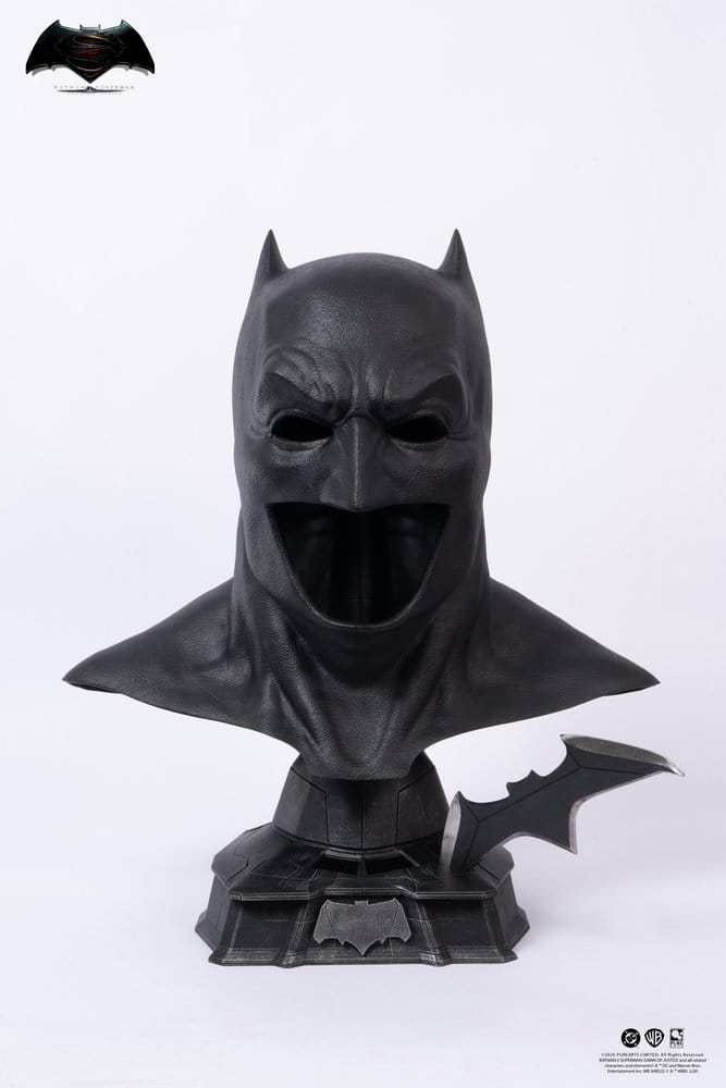 Justice League: Batman v Superman: Dawn of Justice Réplica 1/1 Batman Cowl 51 cm