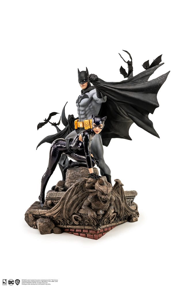 DC Comics Estatua 1/4 Batman & Catwoman Reunion 67 cm - Z POP Toys