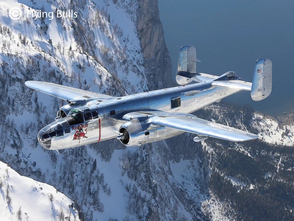 Flying Bulls Revell Kit de maqueta North American B-25J Mitchell