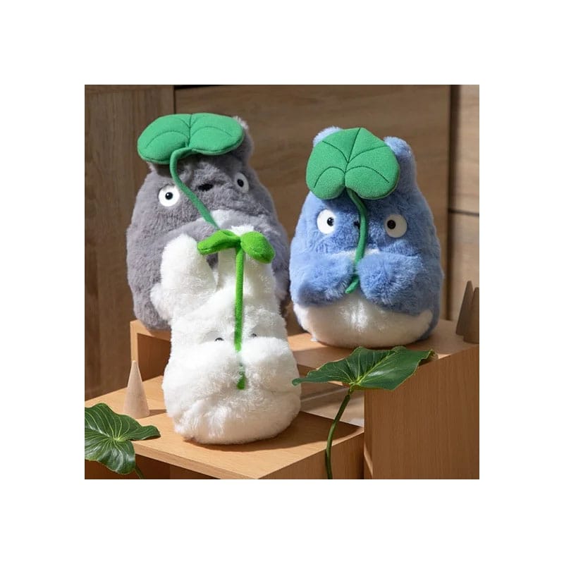 Mi vecino Totoro Nakayoshi Figura de peluche Small Totoro with leaf 19 cm