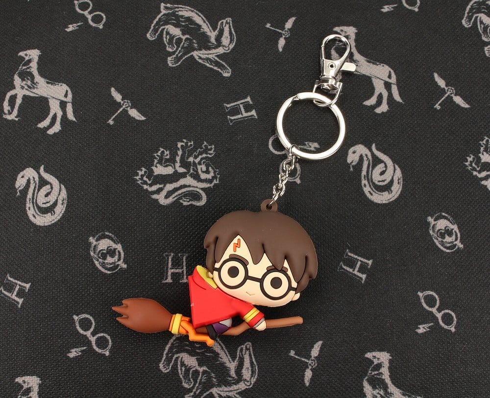 Harry Potter Llavero caucho Harry en Escoba 7 cm