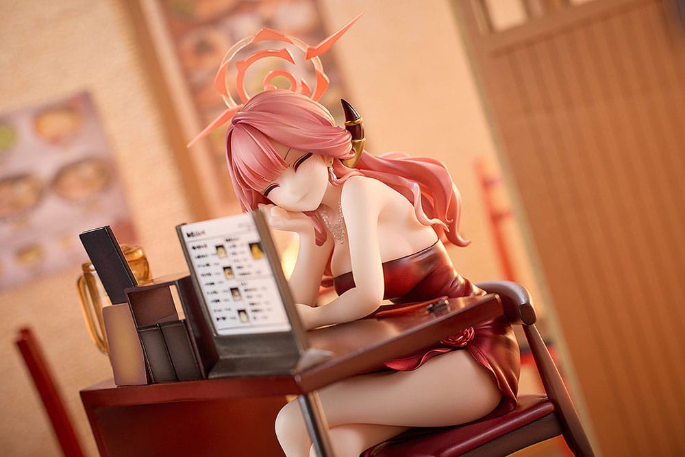 Blue Archive Estatua PVC 1/7 Aru (Dress): Memorial Lobby Ver. 23 cm