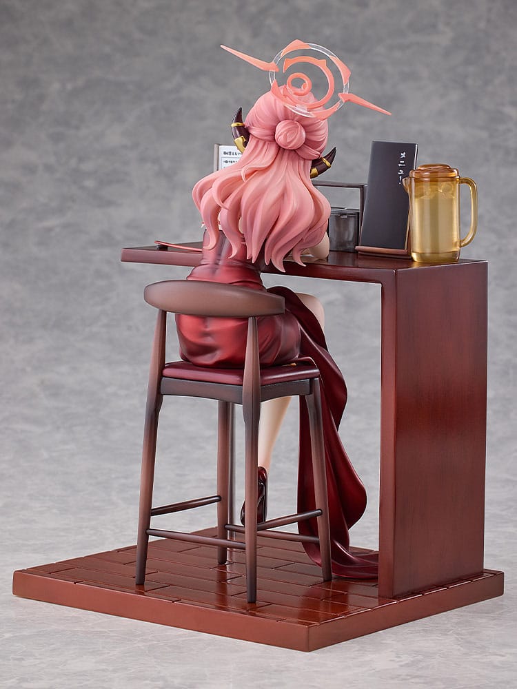 Blue Archive Estatua PVC 1/7 Aru (Dress): Memorial Lobby Ver. 23 cm