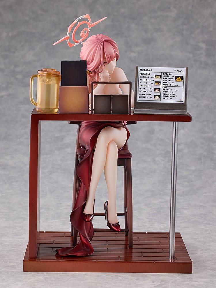 Blue Archive Estatua PVC 1/7 Aru (Dress): Memorial Lobby Ver. 23 cm