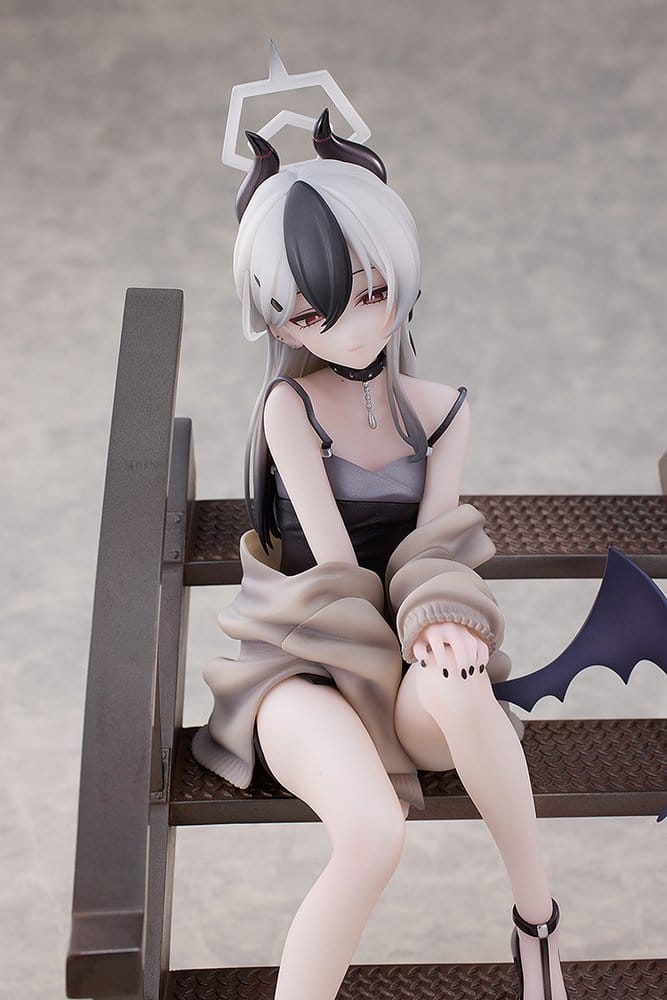 Blue Archive Estatua PVC 1/7 Kayoko (Dress): Memorial Lobby Ver. 22 cm