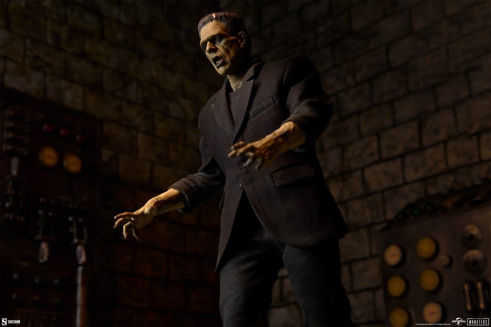 Universal Monsters Figura 1/6 Frankenstein (Deluxe Plus Edition) 33 cm