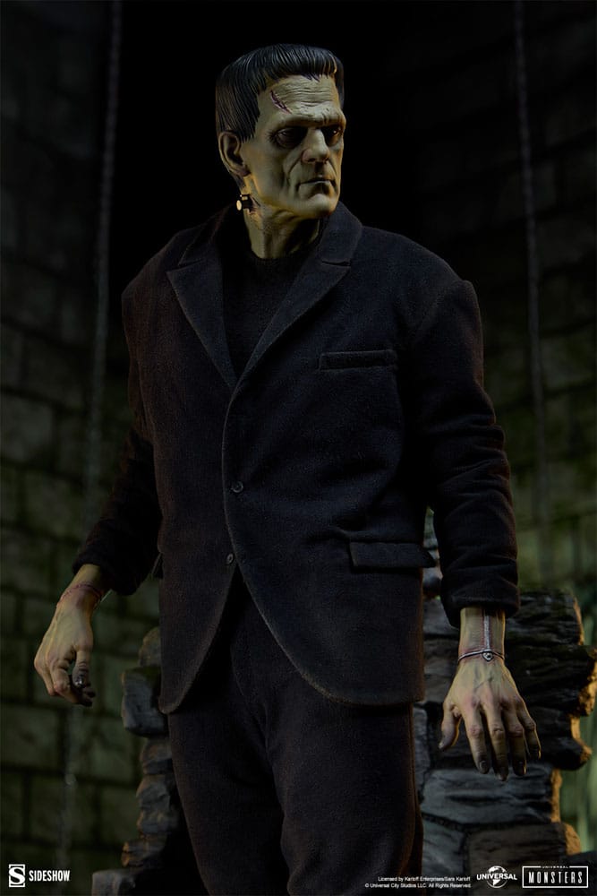 Frankenstein Estatua Premium Format Mixed Media Frankenstein (Fabric Costume) 57 cm - Z POP Toys