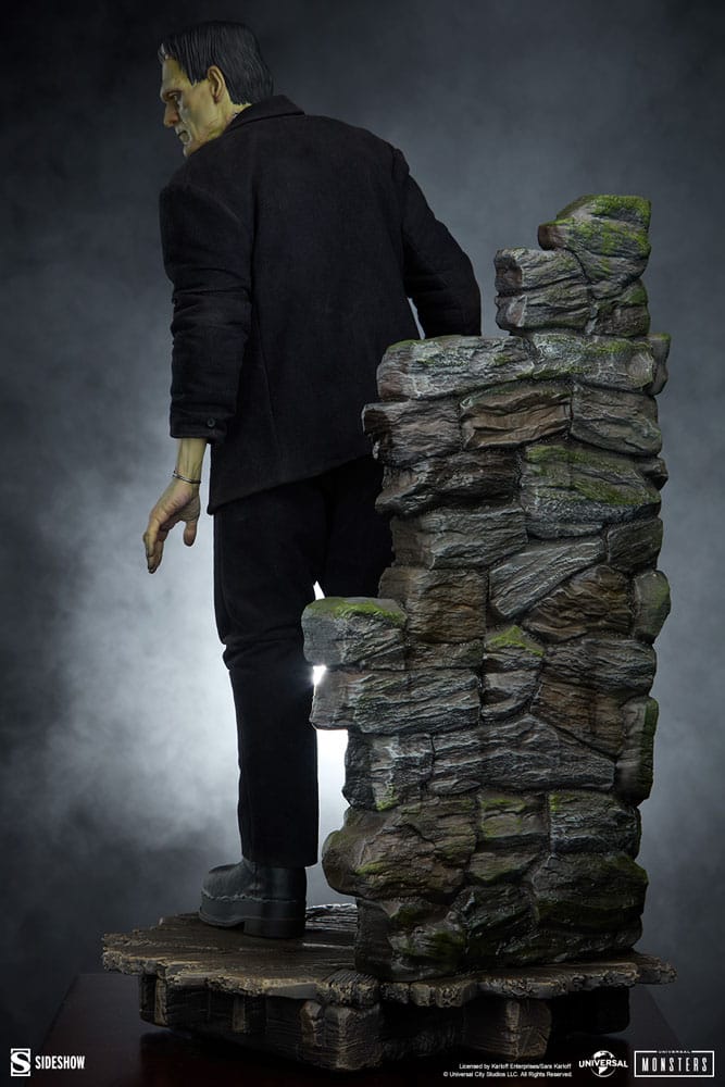 Frankenstein Estatua Premium Format Mixed Media Frankenstein (Fabric Costume) 57 cm - Z POP Toys