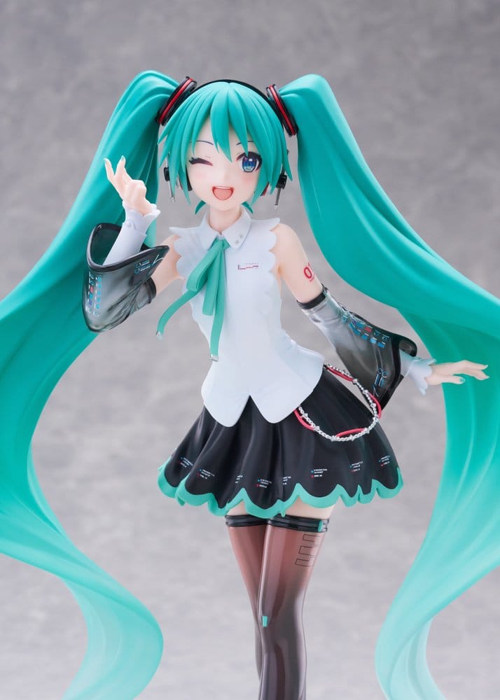 Hatsune Miku Figura PVC T-Most NT Ver. 29 cm
