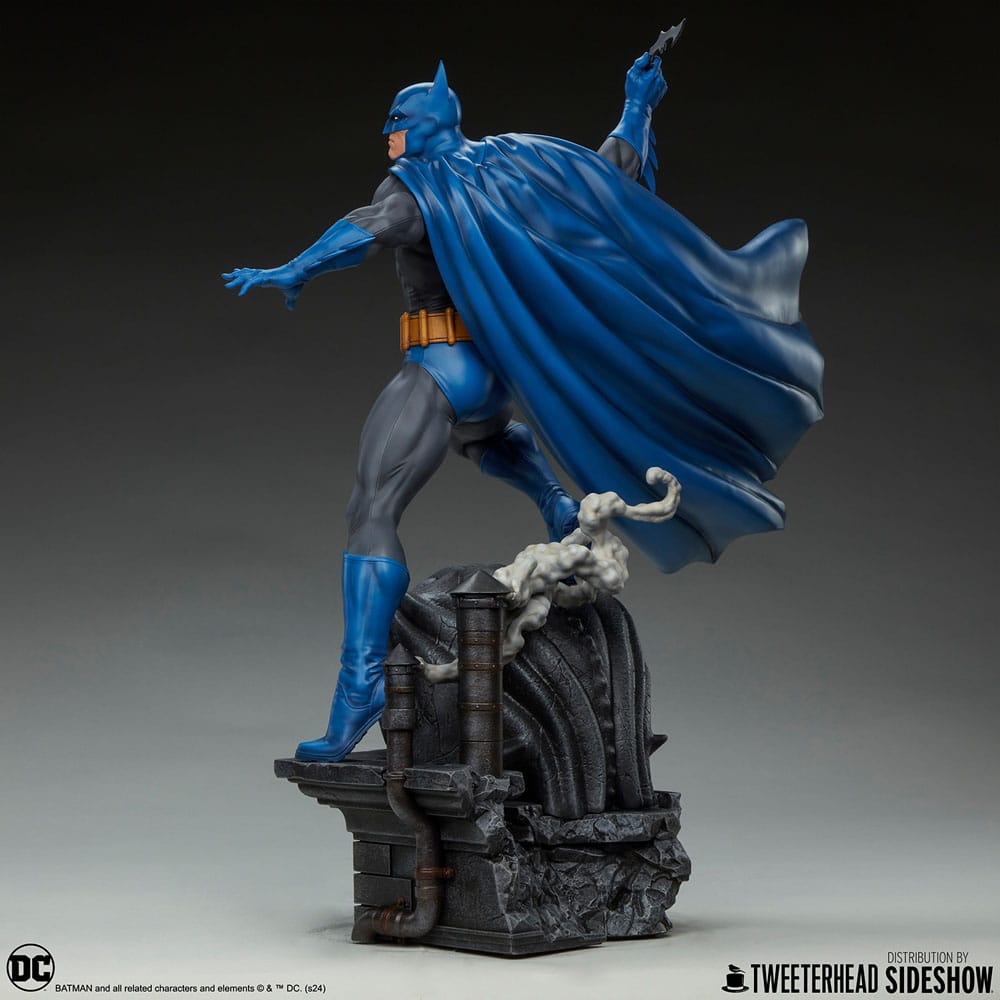 DC Comics Estatua 1/6 Batman (Retro Edition) 50 cm - Z POP Toys