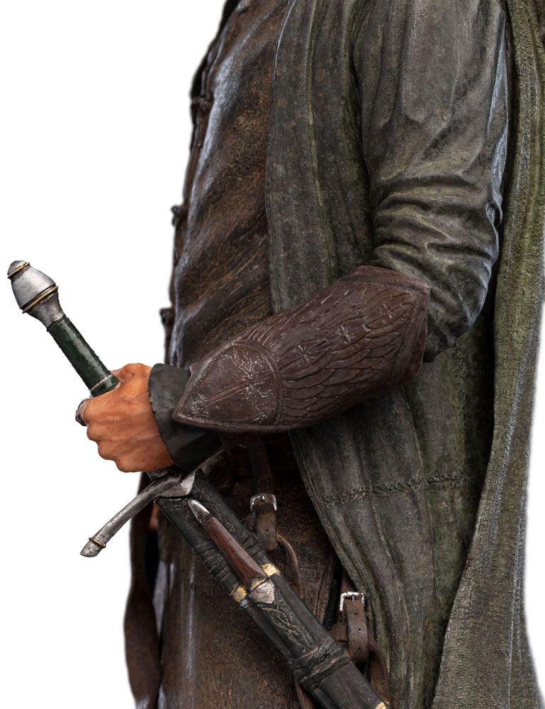 El Señor de los Anillos Estatua  1/6 Aragorn, Hunter of the Plains (Classic Series) 32 cm - Z POP Toys