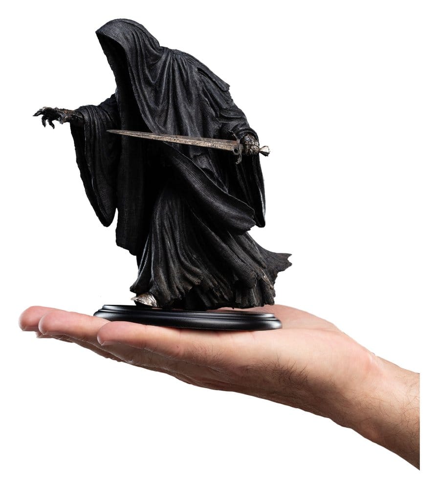 La Trilogía de El Señor de los Anillos Estatua Ringwraith at the Prancing Pony 18 cm