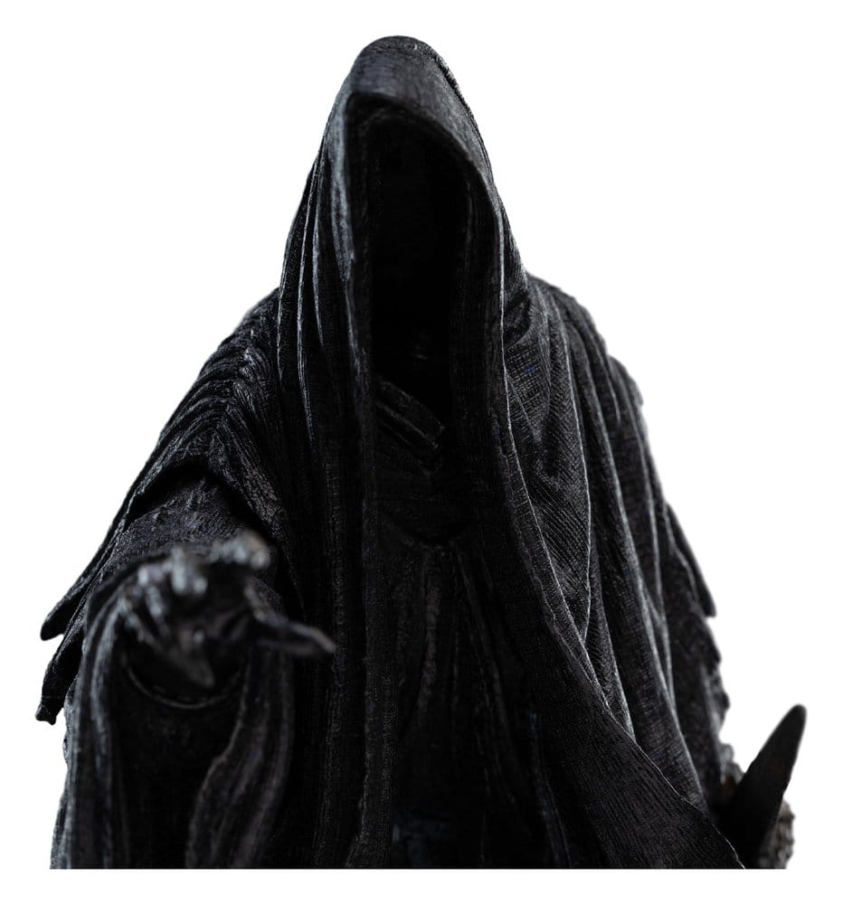 La Trilogía de El Señor de los Anillos Estatua Ringwraith at the Prancing Pony 18 cm
