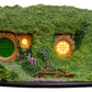 El Señor de los Anillos Entorno Hobbit Hole - Bag End - Illuminated Edition 7 cm